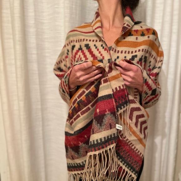 Vintage Native American design Tassel Shawl Scarf Wrap - Picture 4 of 8